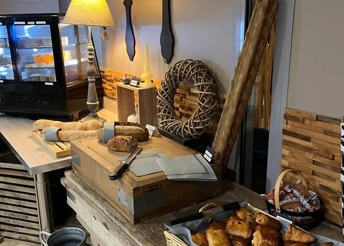 Western La Mare O Poissons 酒店