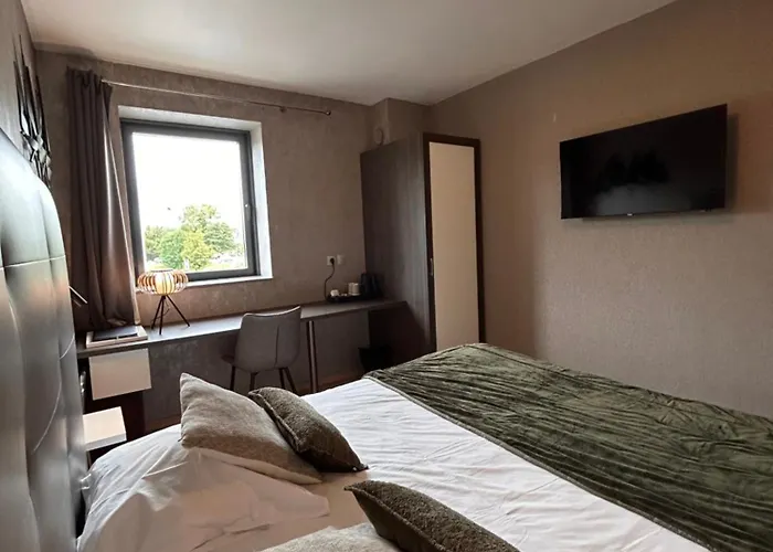 Western La Mare O Poissons