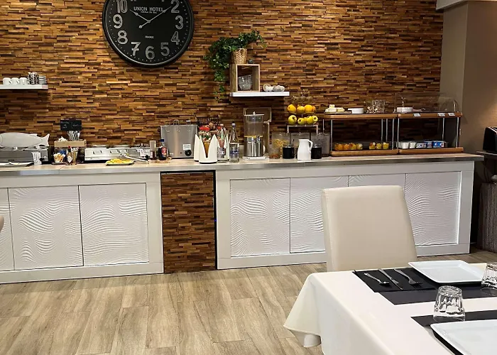 Western La Mare O Poissons 酒店 3*