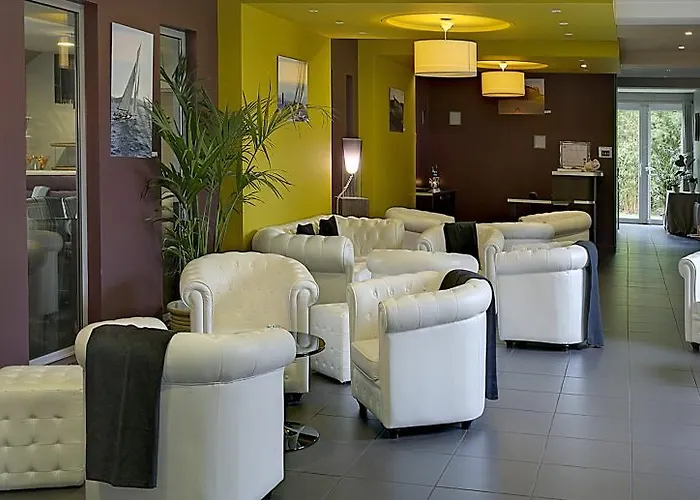 Western La Mare O Poissons